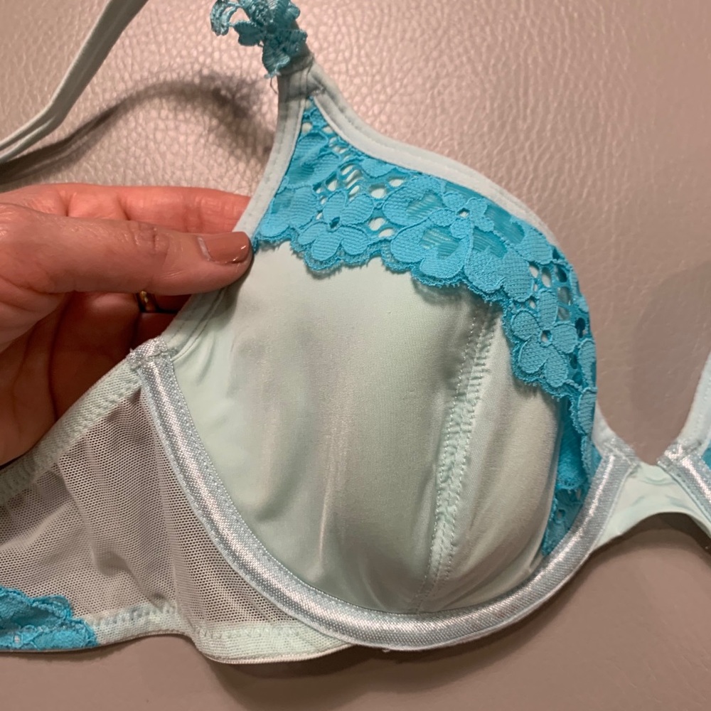 👉FINAL PRICE👈Adore Me(EUC)Bras Balconette 34B✨ - Picture 7 of 10